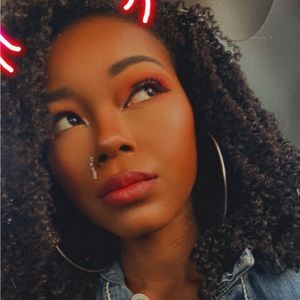 Meet your Posher, Kiera